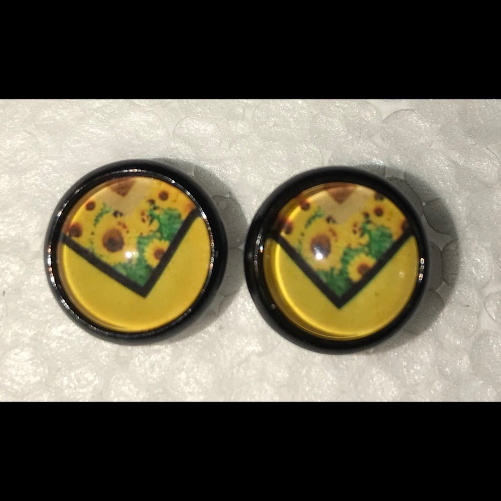 Sunflower Chevron Stud Earrings